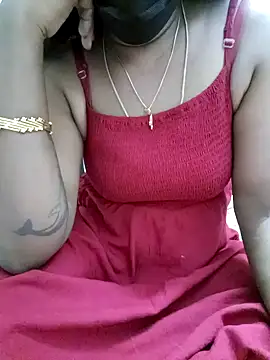 Snapshot of Tamil_Vishalini chatting on 01-18-25, 09:02 Tamil Vishalini online show from 01-18-25, 09:02