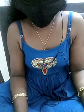 Snapshot of Tamil_Vishalini chatting on 01-22-25, 05:06 Tamil Vishalini online show from 01-22-25, 05:06