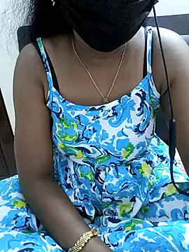 Snapshot of Tamil_Vishalini chatting on 01-24-25, 12:31 Tamil Vishalini online show from 01-24-25, 12:31