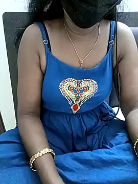 Snapshot of Tamil_Vishalini chatting on 01-31-25, 12:39 Tamil Vishalini online show from 01-31-25, 12:39
