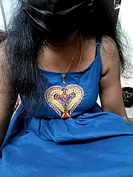 Snapshot of Tamil_Vishalini chatting on 02-16-25, 08:00 Tamil Vishalini online show from 02-16-25, 08:00
