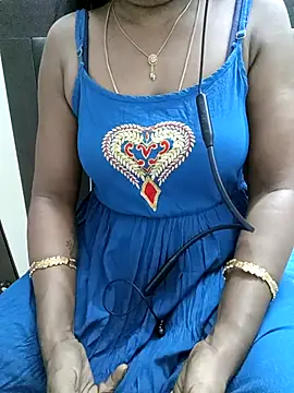 Snapshot of Tamil_Vishalini chatting on 03-15-25, 05:04 Tamil Vishalini online show from 03-15-25, 05:04