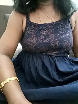Snapshot of Tamil_Vishalini chatting on 09-24-25, 06:17 Tamil Vishalini online show from 09-24-25, 06:17
