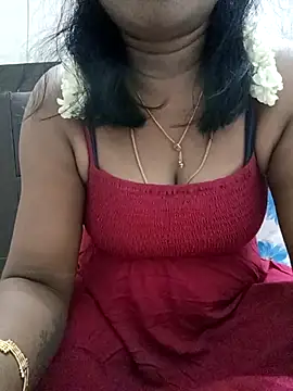 Snapshot of Tamil_Vishalini chatting on 09-29-25, 06:24 Tamil Vishalini online show from 09-29-25, 06:24