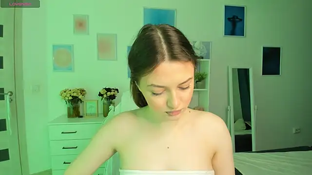 MiaVixxen online show from 09-22-25, 03:52