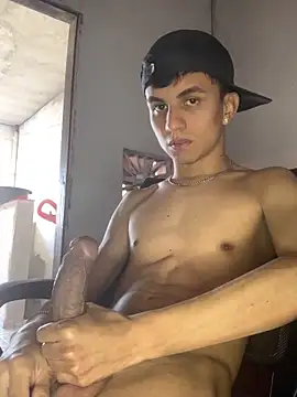 gabrielzinnnn085 online show from 11-19-25, 07:03