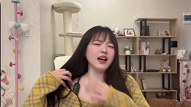 Chenjing0 online show from 12-02-25, 04:07