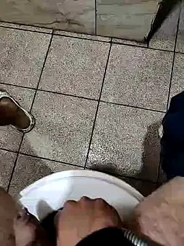 Snapshot of dreamers_dick chatting on 01-14-25, 03:01 dreamers dick online show from 01-14-25, 03:01