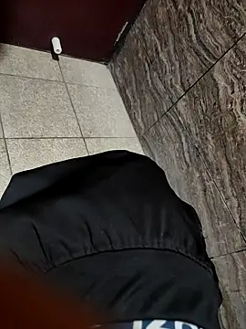 Snapshot of dreamers_dick chatting on 01-29-25, 07:00 dreamers dick online show from 01-29-25, 07:00