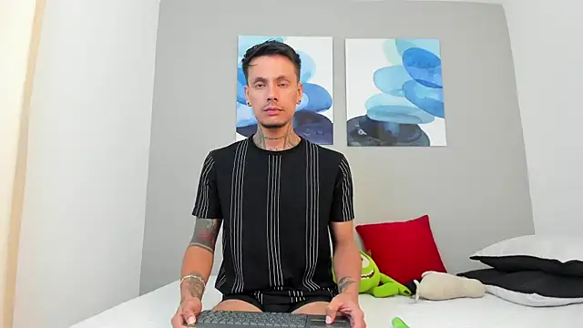 Emilio Wolf online show from 02-04-25, 10:55