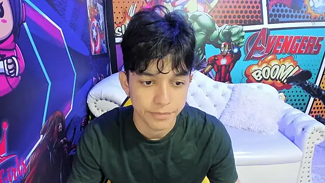 Snapshot of jisuscat chatting on 03-05-25, 06:45 jisuscat online show from 03-05-25, 06:45