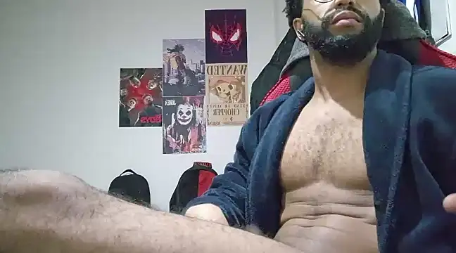 Snapshot of kevi_cocks chatting on 01-06-25, 11:18 kevi cocks online show from 01-06-25, 11:18