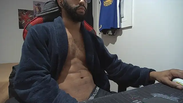 Snapshot of kevi_cocks chatting on 01-11-25, 10:40 kevi cocks online show from 01-11-25, 10:40