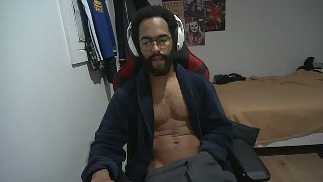 Snapshot of kevi_cocks chatting on 01-31-25, 01:33 kevi cocks online show from 01-31-25, 01:33