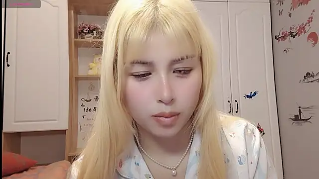 Lucky-xiuxiu online show from 02-24-25, 05:33