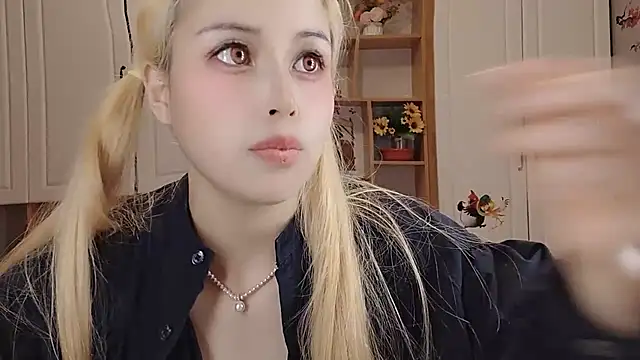 Lucky-xiuxiu online show from 03-12-25, 07:02