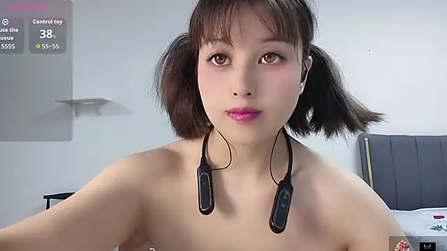 Lucky-xiuxiu online show from 09-20-25, 06:31