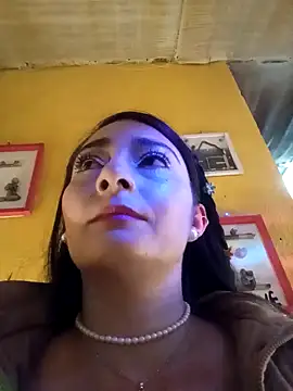 BELLA--26 online show from 01-18-25, 11:33
