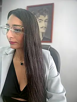 BELLA--26 online show from 11-03-25, 02:29