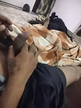 MAGNETICDADDY8 online show from 10-29-25, 09:49