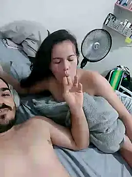 Snapshot of camillebr chatting on 01-08-25, 09:01 camillebr online show from 01-08-25, 09:01