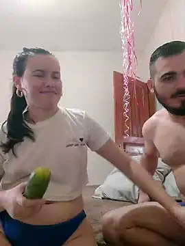 Snapshot of camillebr chatting on 02-17-25, 11:02 camillebr online show from 02-17-25, 11:02