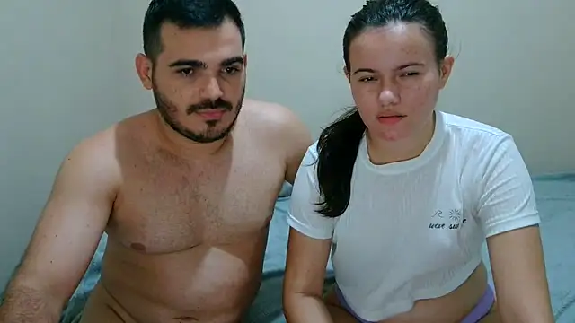 Snapshot of camillebr chatting on 02-26-25, 12:16 camillebr online show from 02-26-25, 12:16