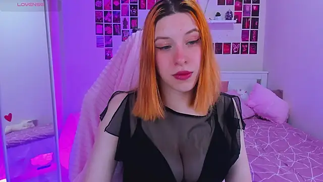 Mikka Blush online show from 03-16-25, 09:58