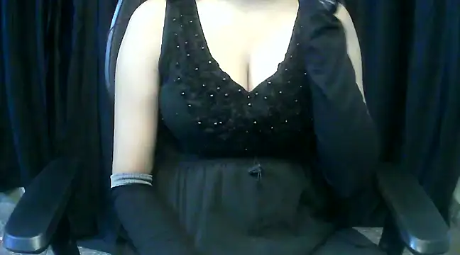 Snapshot of hot-niti chatting on 02-11-25, 10:07 hot-niti online show from 02-11-25, 10:07