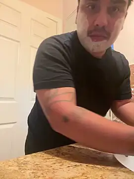 Snapshot of LA_cloudzzpnp chatting on 01-04-25, 07:03 LA cloudzzpnp online show from 01-04-25, 07:03