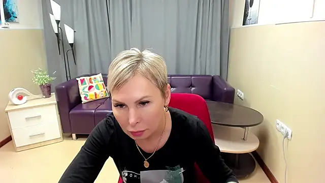 Hot stuff6 online show from 01-08-25, 10:04