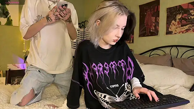 VeryRare TwinS online show from 09-26-25, 04:33