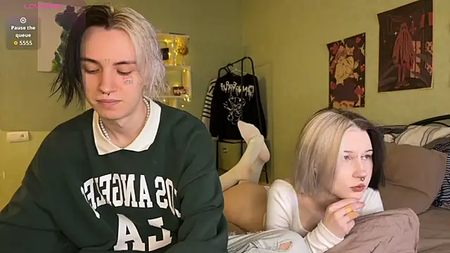 VeryRare TwinS online show from 11-18-25, 10:03