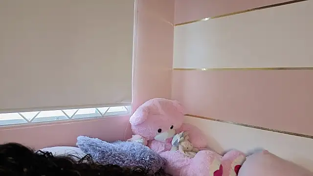 Charlotte  Miller online show from 10-21-25, 11:33