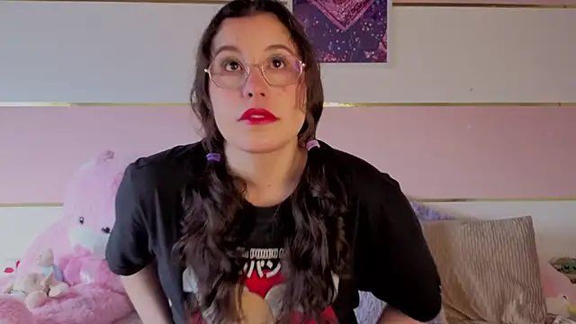 Charlotte  Miller online show from 12-20-25, 12:23