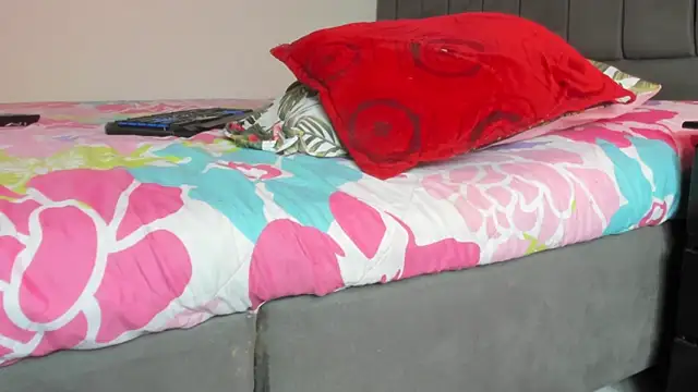 Snapshot of crazyangelita65 chatting on 01-07-25, 09:03 crazyangelita65 online show from 01-07-25, 09:03