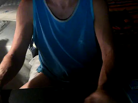 Snapshot of GoloZeusMax chatting on 10-06-25, 06:11 GoloZeusMax online show from 10-06-25, 06:11