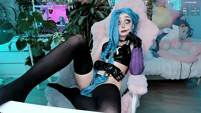 cutelittlepuff online show from 02-08-25, 07:59