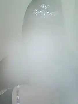 Snapshot of desyree89 chatting on 03-20-25, 02:10 desyree89 online show from 03-20-25, 02:10