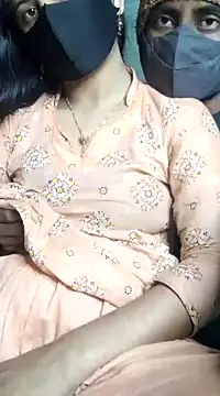 Snapshot of Hot_Nila chatting on 01-07-25, 05:53 Hot Nila online show from 01-07-25, 05:53