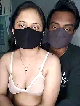 Snapshot of Hot_Nila chatting on 01-20-25, 05:27 Hot Nila online show from 01-20-25, 05:27