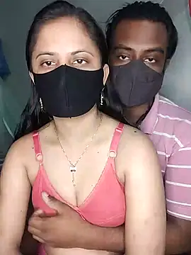 Snapshot of Hot_Nila chatting on 02-02-25, 05:04 Hot Nila online show from 02-02-25, 05:04