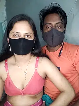 Snapshot of Hot_Nila chatting on 02-13-25, 04:50 Hot Nila online show from 02-13-25, 04:50