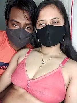 Snapshot of Hot_Nila chatting on 02-14-25, 03:22 Hot Nila online show from 02-14-25, 03:22