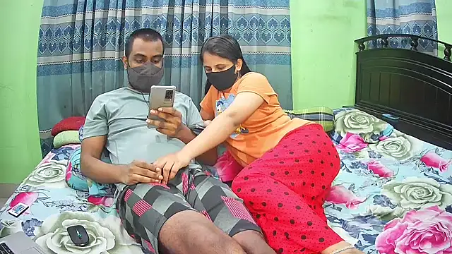 Snapshot of Hot_Nila chatting on 09-15-25, 03:06 Hot Nila online show from 09-15-25, 03:06