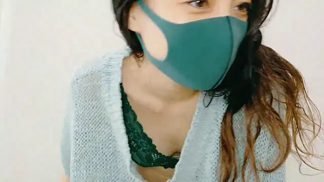 Mary-JP online show from 09-13-25, 04:34