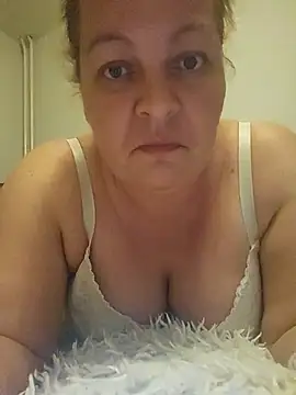 RyleeSherry online show from 02-14-25, 06:19