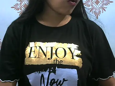 Snapshot of Misha_Sweett chatting on 10-06-25, 02:25 Misha Sweett online show from 10-06-25, 02:25