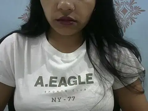 Snapshot of Misha_Sweett chatting on 11-21-25, 01:43 Misha Sweett online show from 11-21-25, 01:43