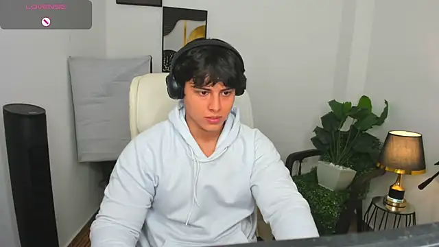 Thom Ohtani online show from 03-10-25, 01:23